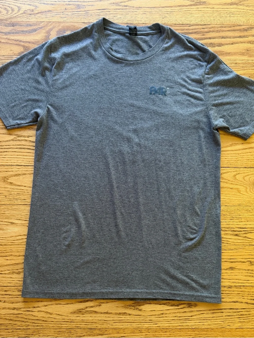 Men’s Medium Athletic Performance Shirts & Quarter Zip Bundle - Picture 5 of 5